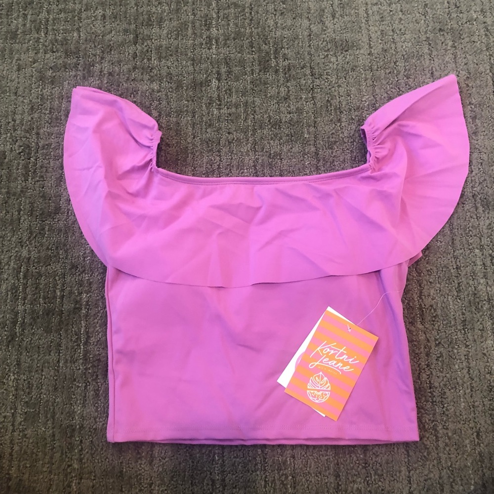 Kortni Jeane Ruffle Around Top Purple Size Small